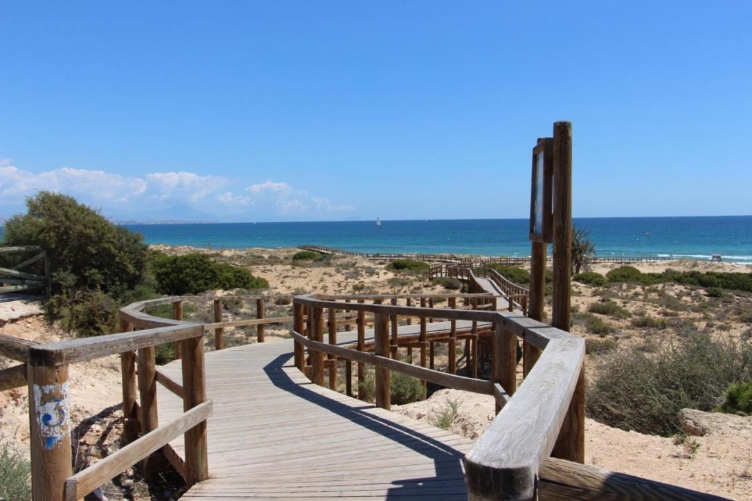 Bonita Casa En Urbanizacion Privada Muy Cerca Del Mar Y De Alicante Gran Alacant Zewnętrze zdjęcie